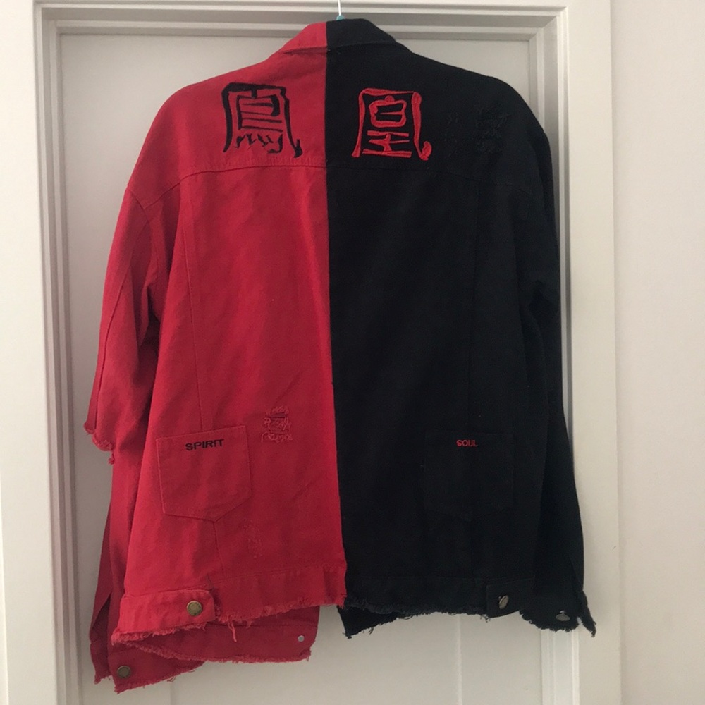 Embroidered Split distressed LF denim jacket